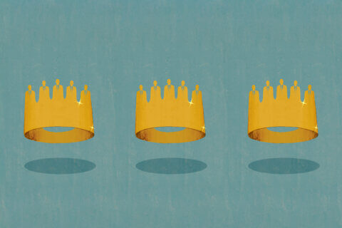 Corona tres monarcas